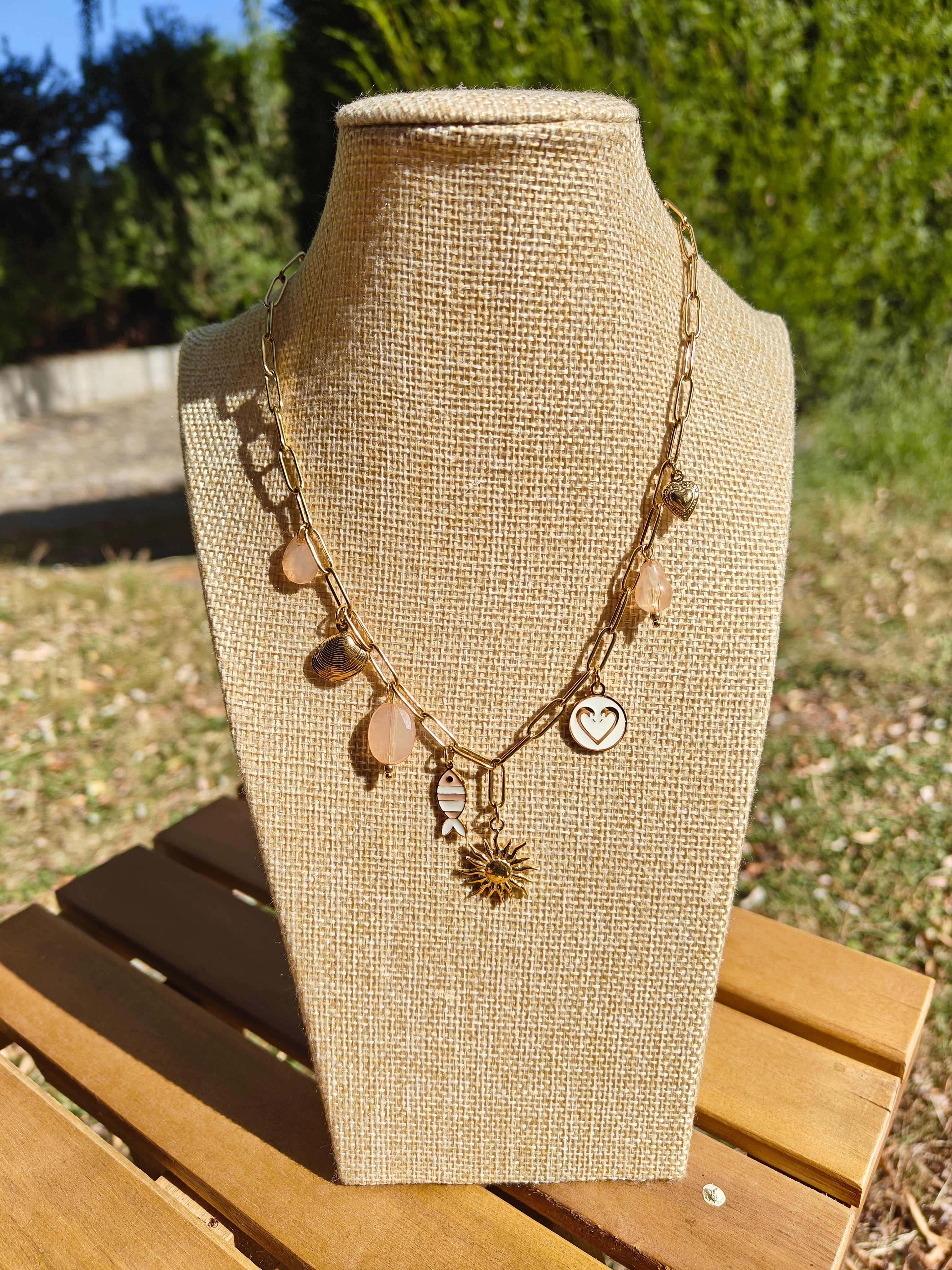 Collier soleil d'or